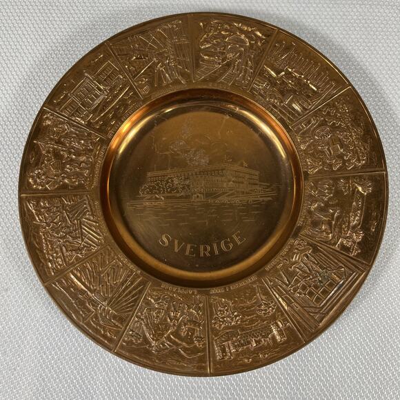 Other - VINTAGE SVERIGE, SWEDEN PATINA COPPER PLATE, 10.75", HOOK FOR HANGING, VGC